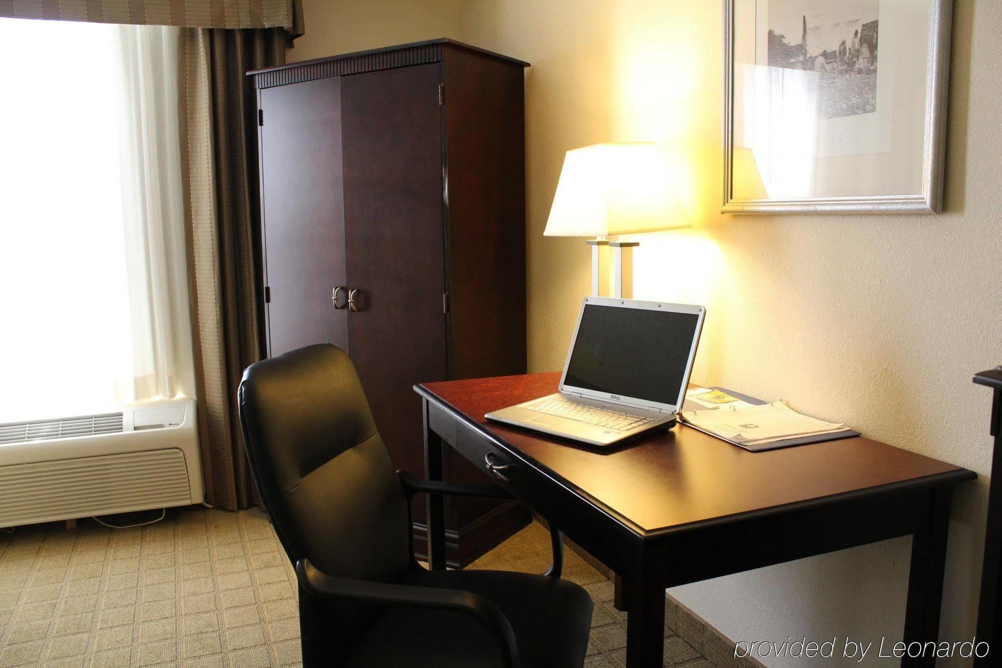 La Quinta By Wyndham Denison - North Lake Texoma Номер фото